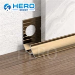 עיטור מתכת לפינות אריחים